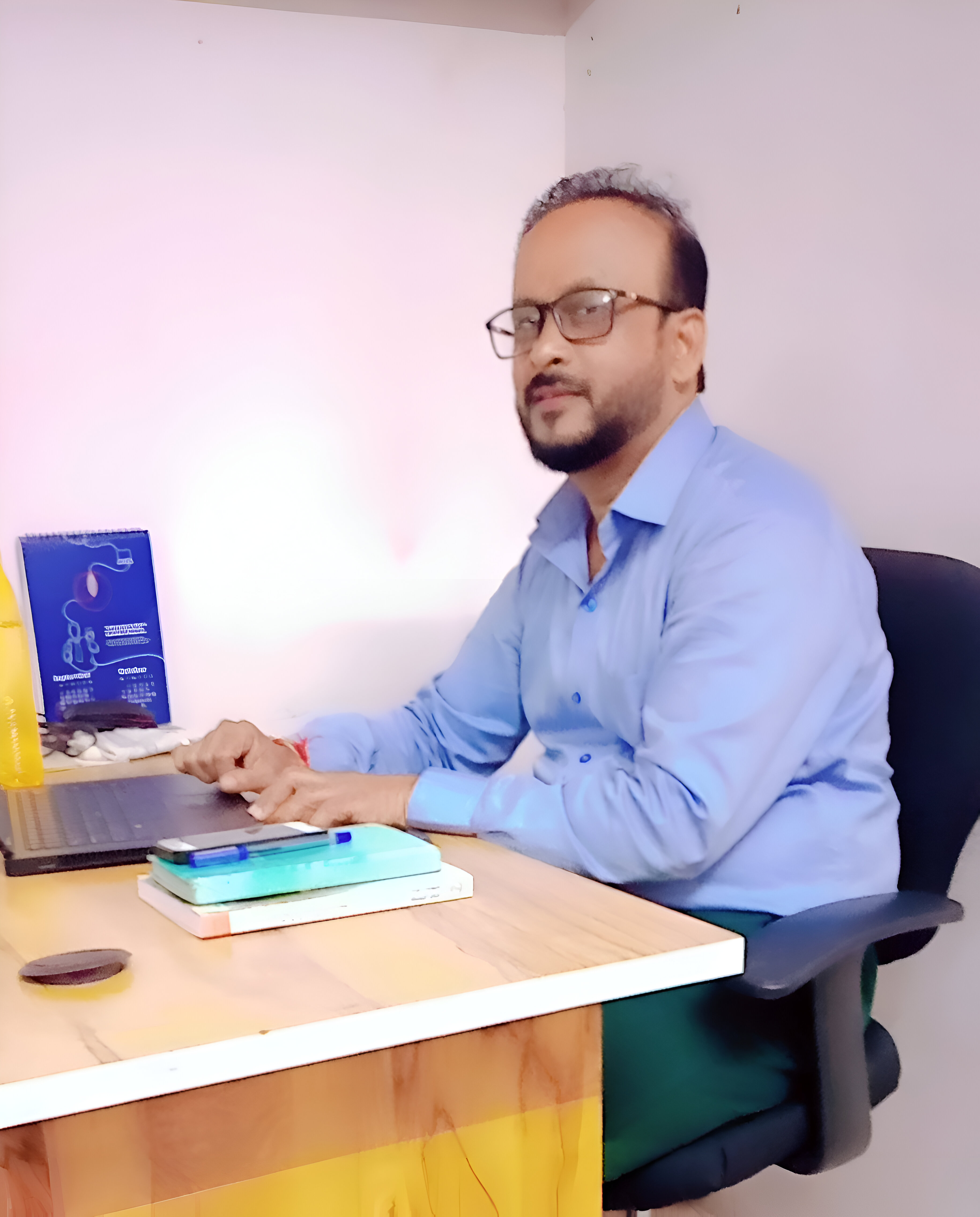 Mr Ravindra Kharat